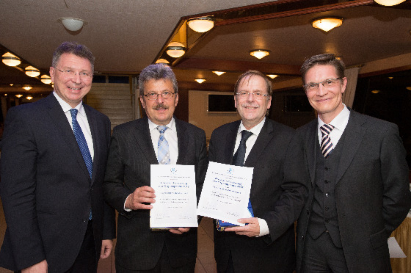 Preisverleihung 2018 von links: PD Dr. Arbogast, Prof. Feldkamp, Dr. Schulte, Prof. Banas